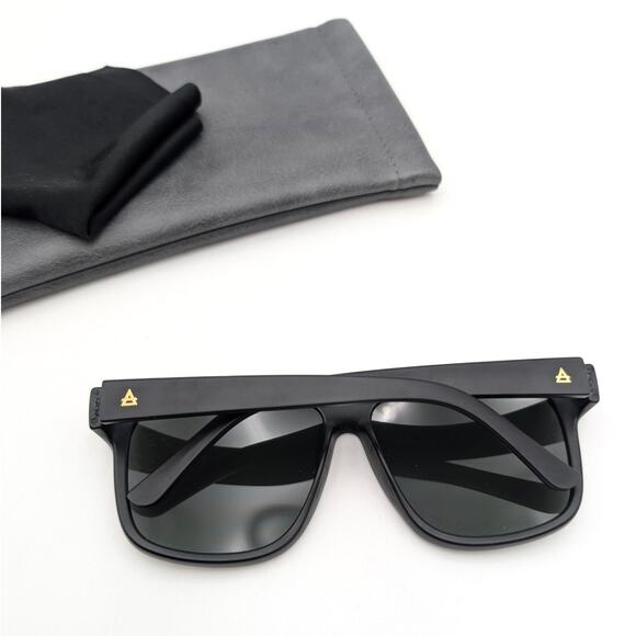 Aire Unisex Eris Steel Square Sunglasses Black Frame with Green Mono Lens - Picture 3 of 7